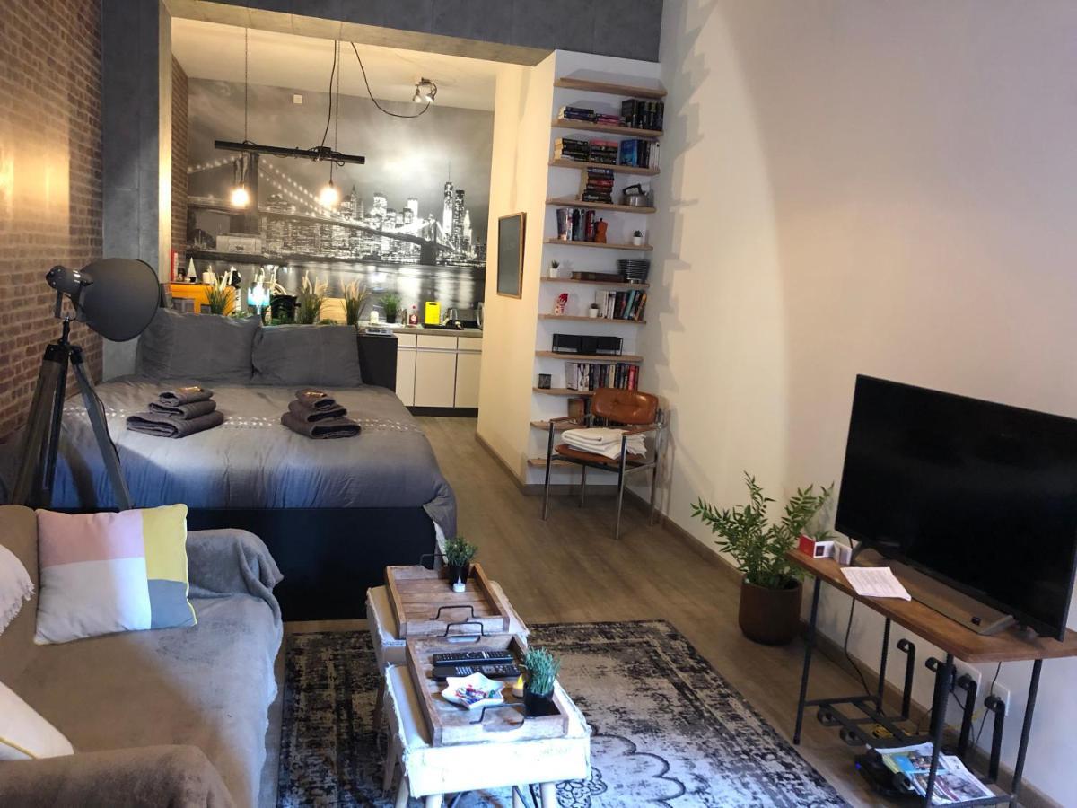 ナミュールNew York Loft - Fully Equipped And Available Long-Term - Perfect Location In City Centerアパートメント エクステリア 写真